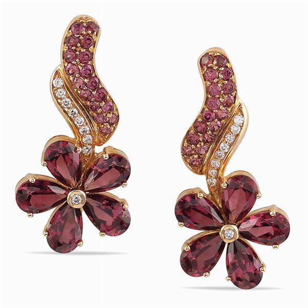 18kt rose gold floral pattern earrings