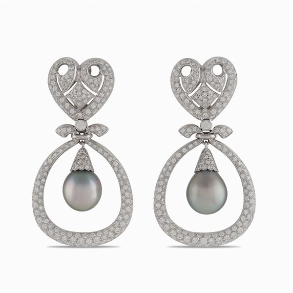 Orecchini in oro bianco 18kt e diamanti