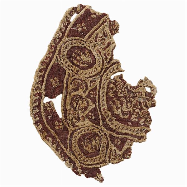 Coptic textile fragment  (Egypt, early Islamic period 641 A.D. - 9th century)  - Auction Fine jewels and watches, silver and coptic textile fragments - Colasanti Casa d'Aste
