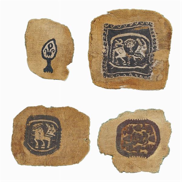 Four Coptic textile fragments  (Egypt, early Islamic period 641 A.D - 9th century)  - Auction Fine jewels and watches, silver and coptic textile fragments - Colasanti Casa d'Aste