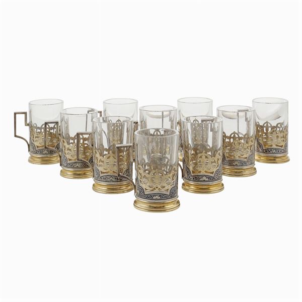 Dieci bicchieri in argento e vetro  (Russia, metà XX Sec.)  - Asta GIOIELLI |OROLOGI ARGENTI - Colasanti Casa d'Aste