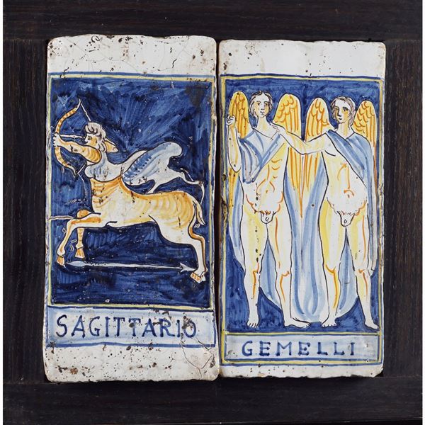 Coppia di placche in ceramica