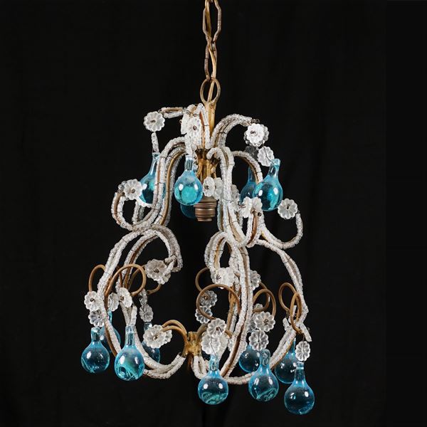A three lights hanging chandelier