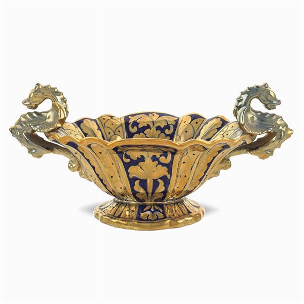 Centrotavola in ceramica decorata a lustro