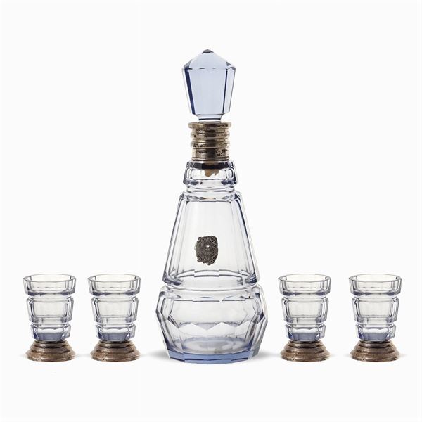 A glass liquor set