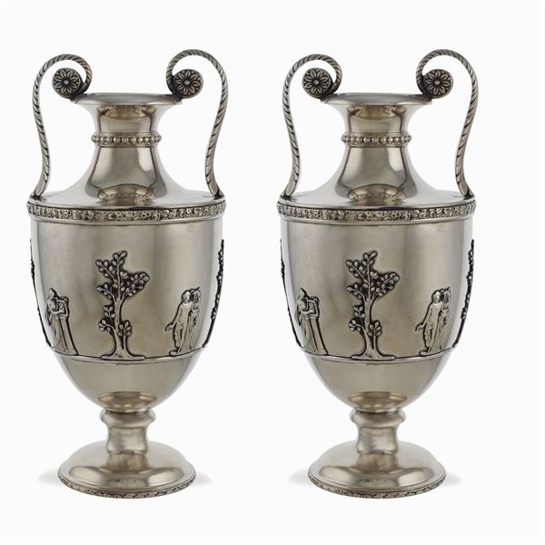Pair of silver vases  (Italy, 20th century)  - Auction FINE SILVER AND TABLEWARE - Colasanti Casa d'Aste