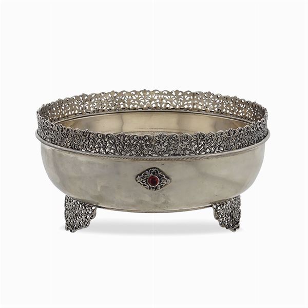 Silver basket  (Italy, 20th century)  - Auction FINE SILVER AND TABLEWARE - Colasanti Casa d'Aste