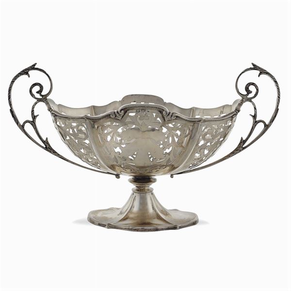 Silver centerpiece  (Italy, early 20th century)  - Auction FINE SILVER AND TABLEWARE - Colasanti Casa d'Aste