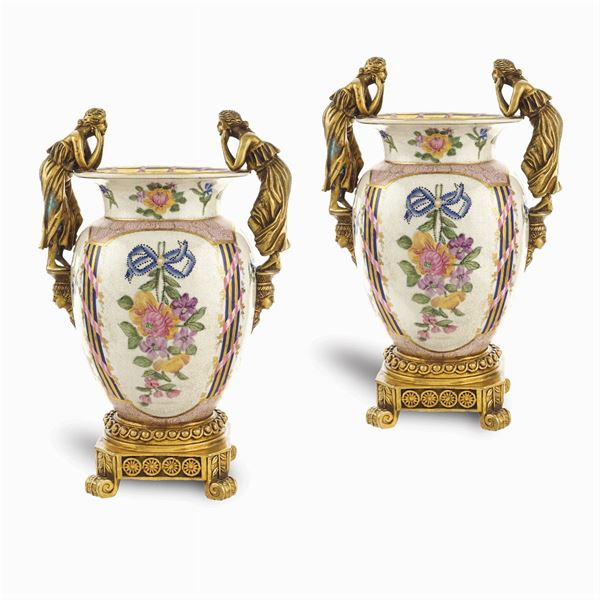 Coppia di vasi a balaustro in porcellana  (Francia, XX Sec.)  - Asta FINE ART DA UNA DIMORA TOSCANA  - Colasanti Casa d'Aste