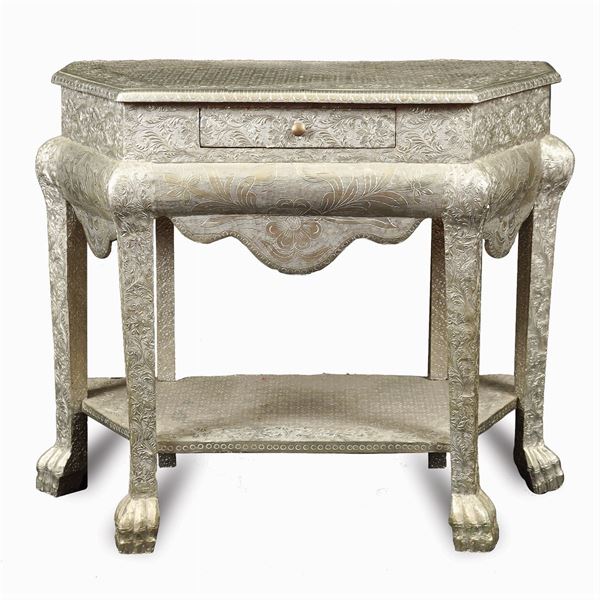 A wooden console  (Oriental manifacture, 20th century)  - Auction modern and contamporary art - 20th century decorative arts - Colasanti Casa d'Aste