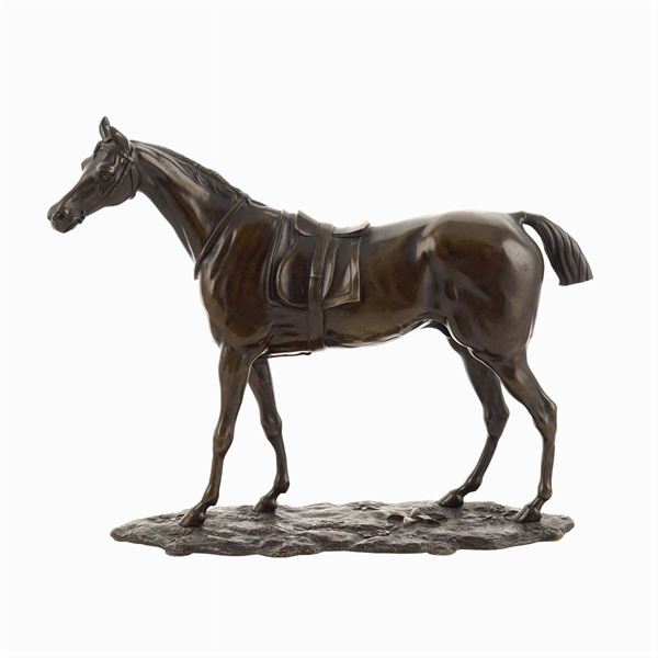 Scultura in bronzo patinato