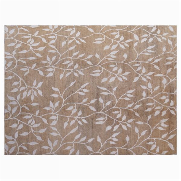 Hand knotted decorative wool and silk Carpet