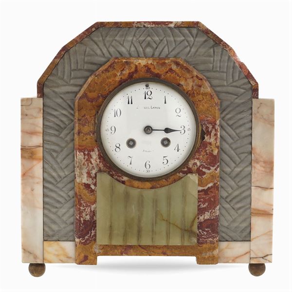 A Decò table clock  (France, 20th century)  - Auction modern and contamporary art - 20th century decorative arts - Colasanti Casa d'Aste