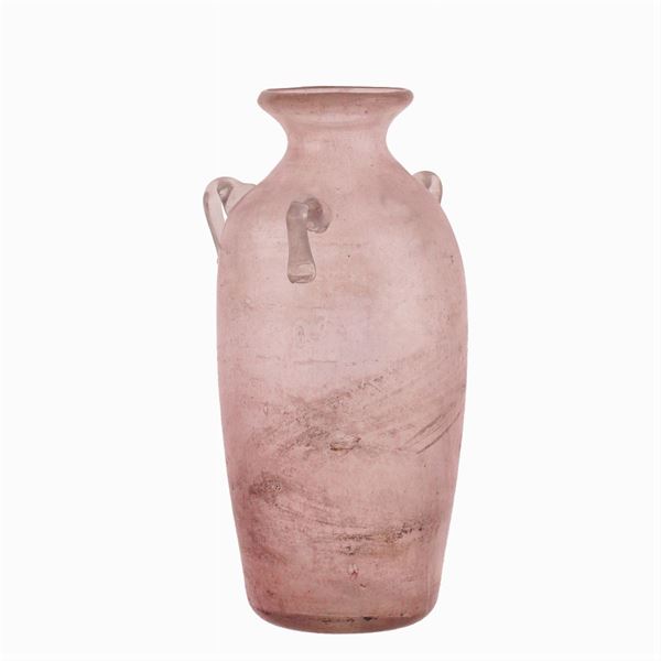 Vaso a tre anse in vetro soffiato rosa