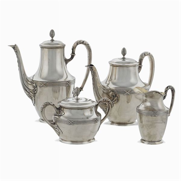 Silver tea and coffee service (4)