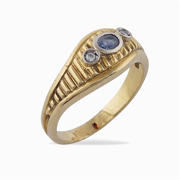 Anello in oro giallo 18kt