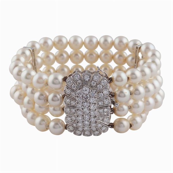 Cultivated pearls bracelet