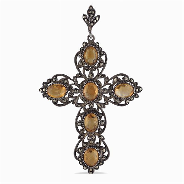 Pendente croce  (primi 900)  - Asta GIOIELLI E OROLOGI  - Colasanti Casa d'Aste