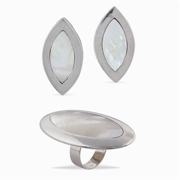 Parure in madreperla e oro bianco 18kt