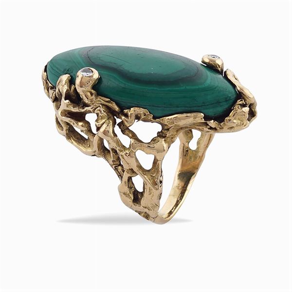 Anello scultura in oro giallo 18kt