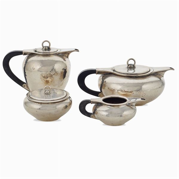 Silver coffee and tea service  (Italy, bollo fascio 1934-1944)  - Auction FINE SILVER AND TABLEWARE - Colasanti Casa d'Aste