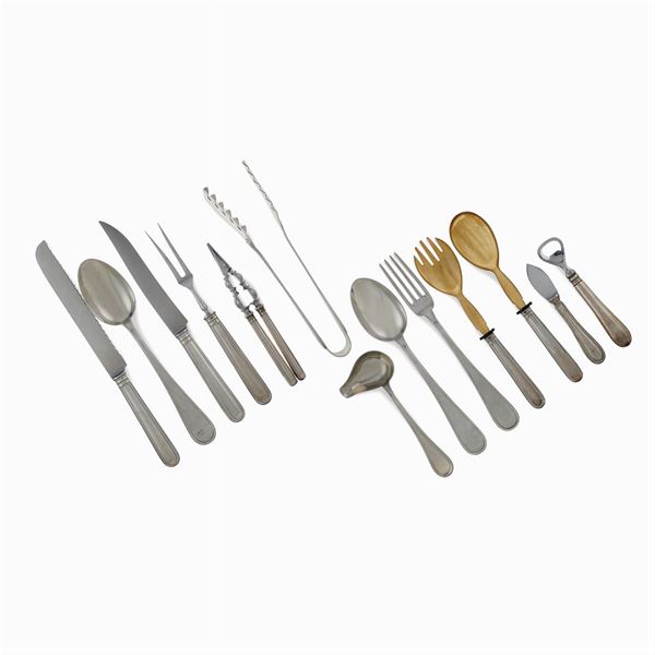 English style silver cutlery service (16)  (Italy, 20th century)  - Auction FINE SILVER AND TABLEWARE - Colasanti Casa d'Aste