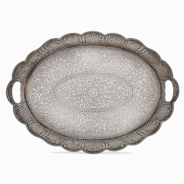 Oval silver tray  (-------------------)  - Auction FINE SILVER AND TABLEWARE - Colasanti Casa d'Aste