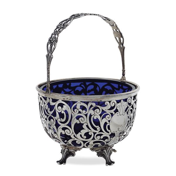 Silver basket with handle  (Italy, 20th century)  - Auction FINE SILVER AND TABLEWARE - Colasanti Casa d'Aste