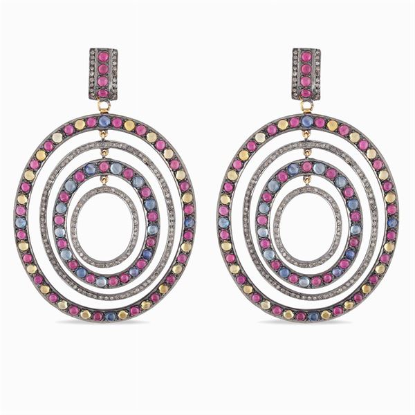 Pendant concentric circles earrings