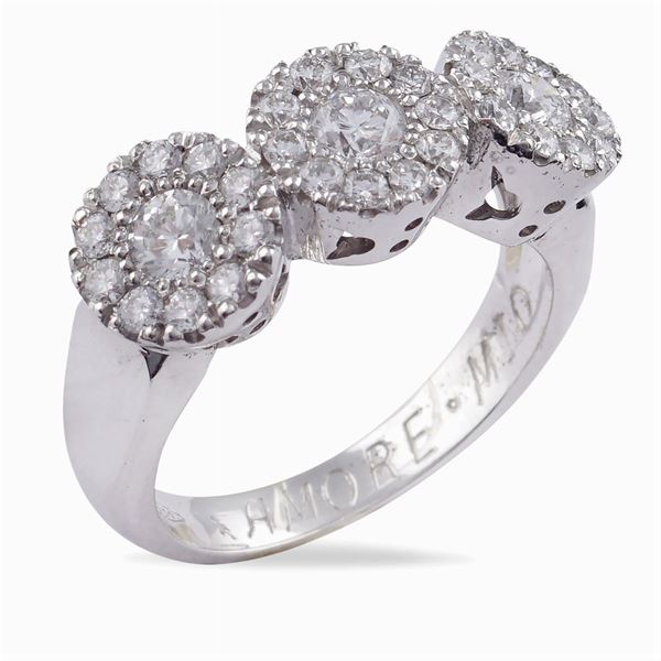 18kt white gold and diamond trilogy ring
