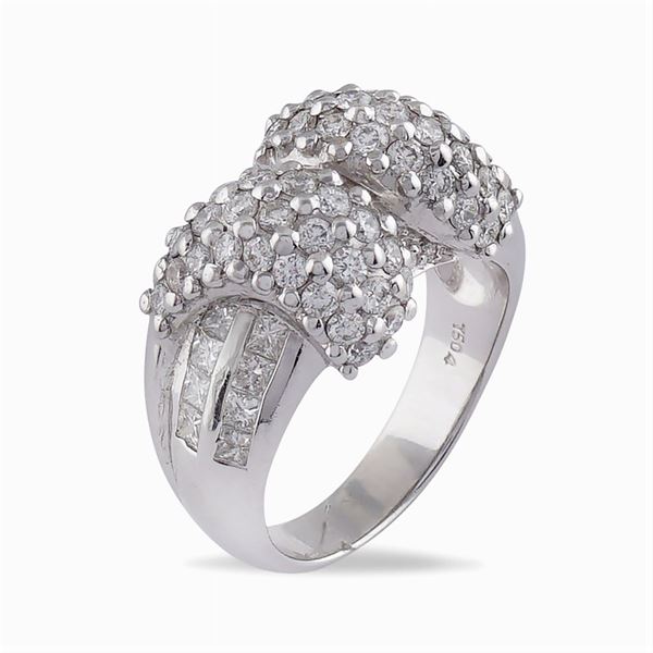 Anello in oro bianco 18kt e diamanti