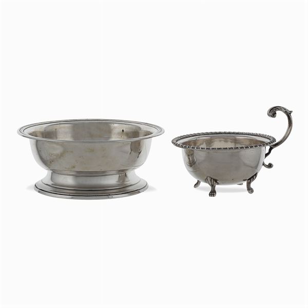 Group of two silver objects