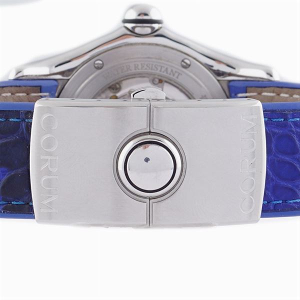 Corum Bubble wrist watch year 2001 Auction Jewels AND Watches