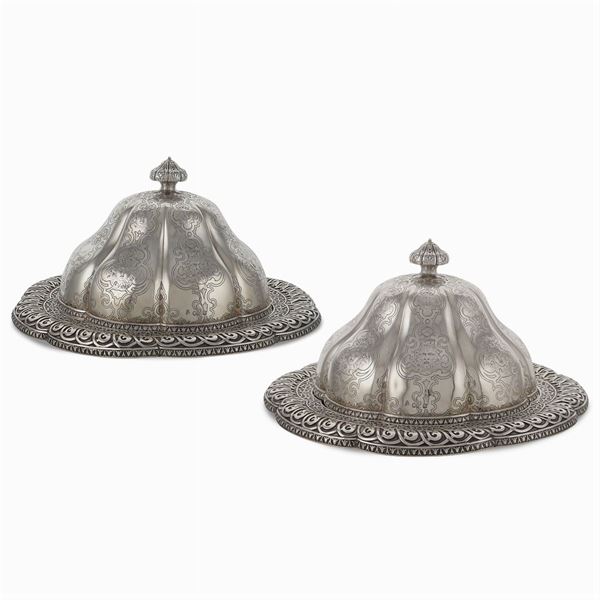Pair of silver domes  (London, 1840)  - Auction FINE SILVER AND TABLEWARE - Colasanti Casa d'Aste