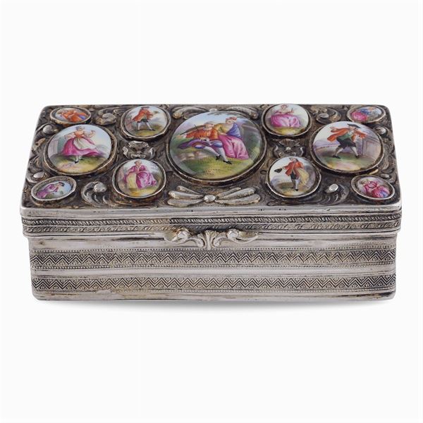 Silver and polychrome enamel snuff box