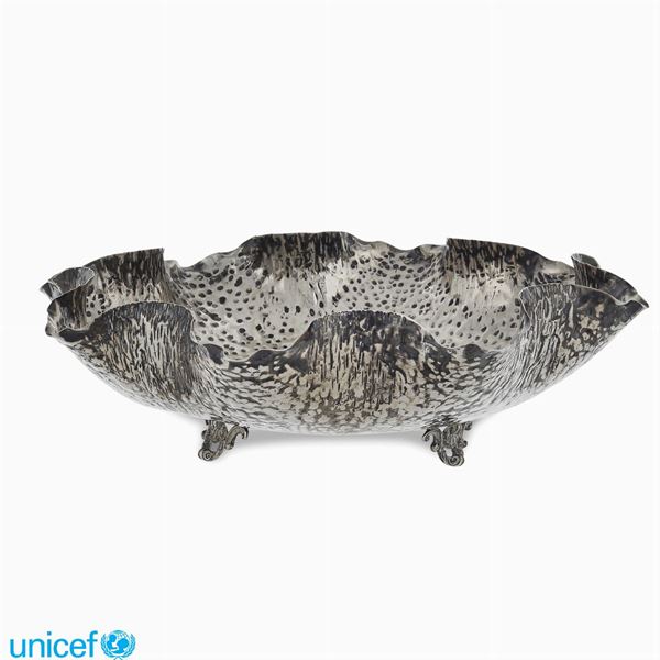 Silver centerpiece