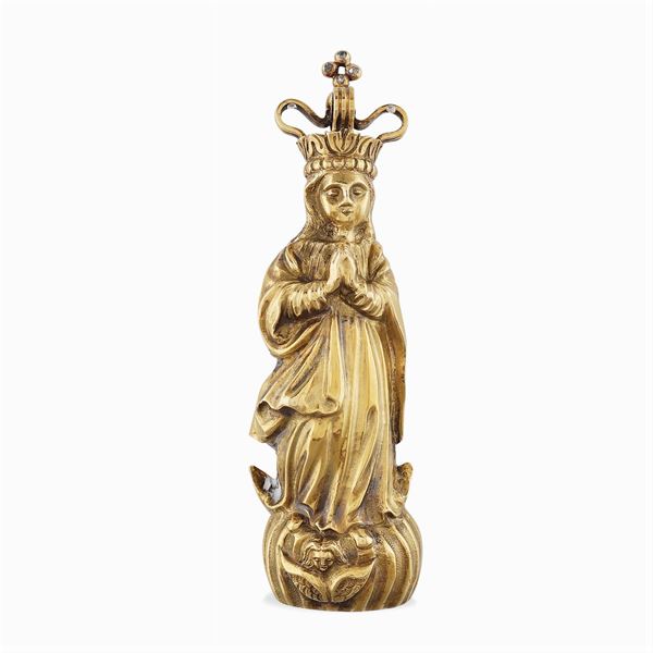 18kt gold pendant