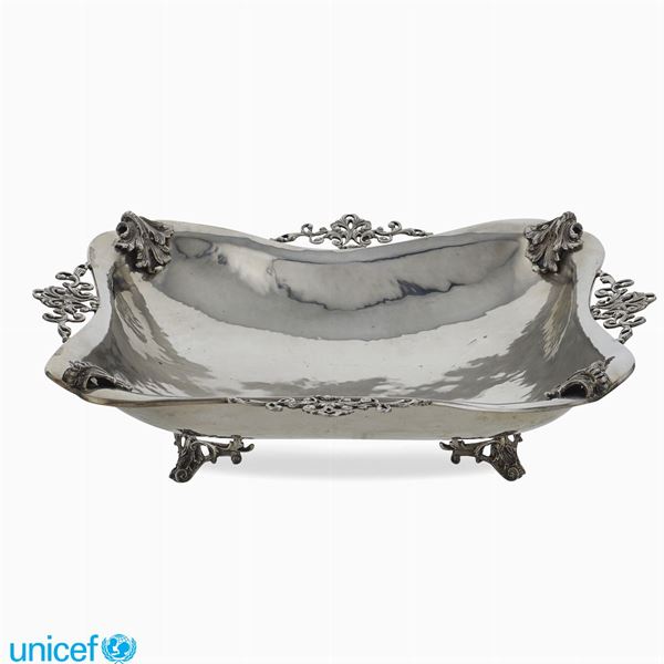 Silver centerpiece