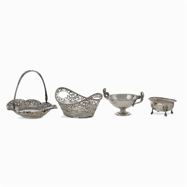 Group of four silver baskets  (20th century)  - Auction FINE SILVER AND TABLEWARE - Colasanti Casa d'Aste