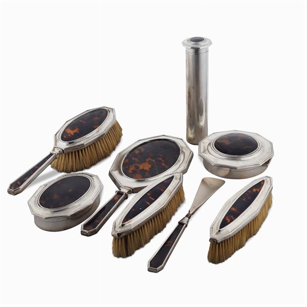 Silver Deco' dressing table service