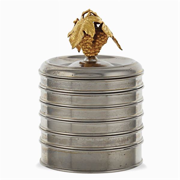 Set of six silver plated and gilded metal bottle coasters  (20th century)  - Auction FINE SILVER AND TABLEWARE - Colasanti Casa d'Aste