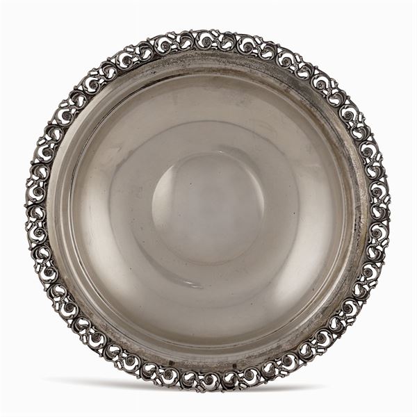 Silver circular centerpiece  (Italy, 20th century)  - Auction Fine Silver & The Art of the Table - Colasanti Casa d'Aste