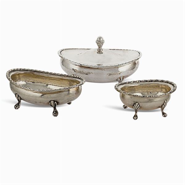 Group of threee silver objects