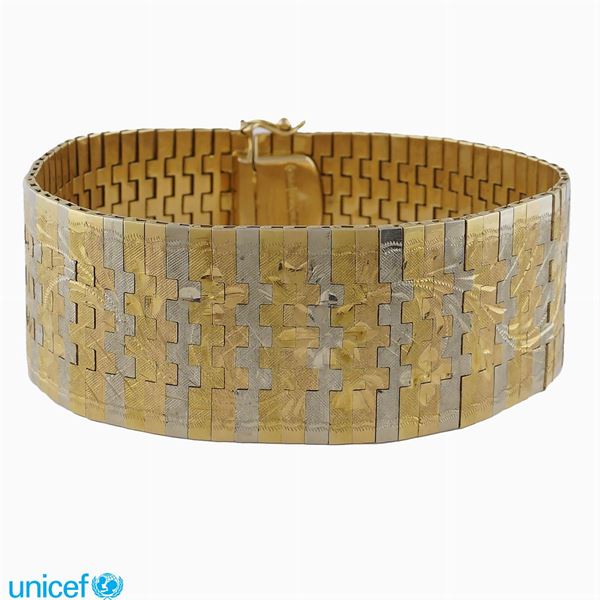 Bracciale in oro tre colori satinato 18kt  (anni 50/60)  - Asta UNICEF ASTA A TEMPO ONLINE - Colasanti Casa d'Aste