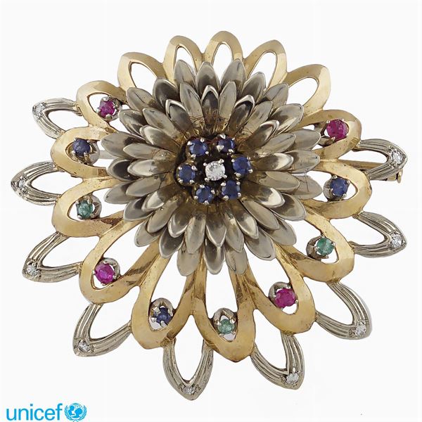 18kt two color gold floral ramage brooch