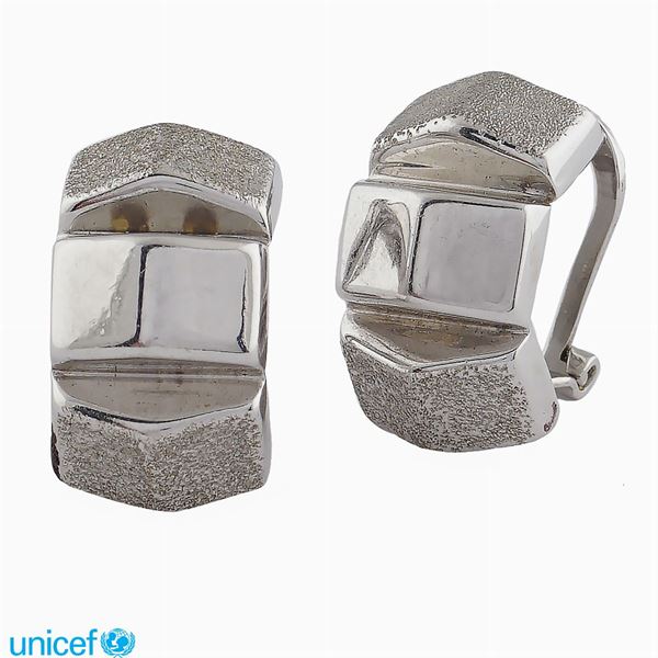 18kt white gold lobe earrings  - Auction UNICEF ONLINE TIMED AUCTION - Colasanti Casa d'Aste