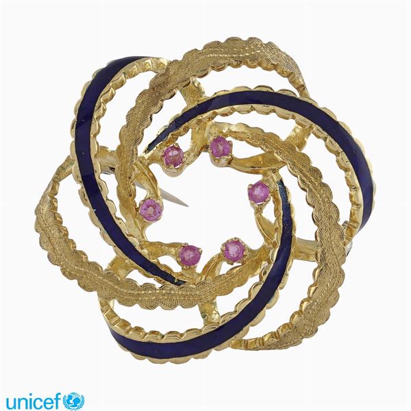 18kt gold pinwheel brooch