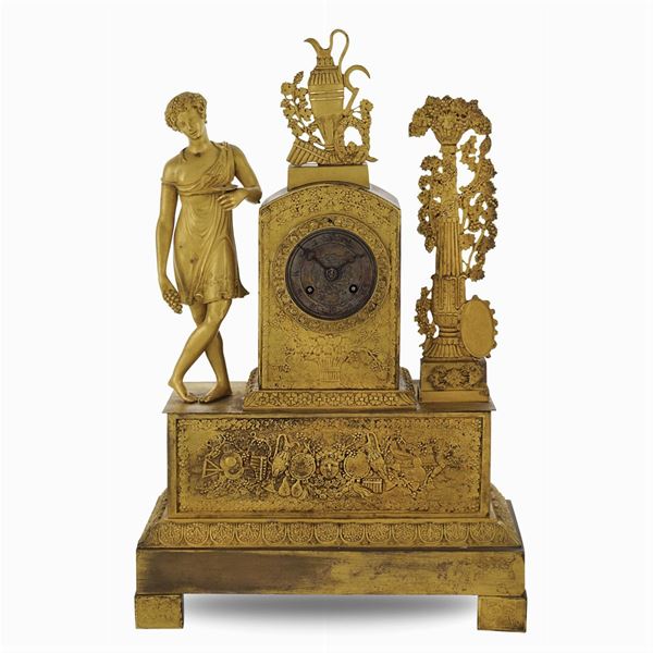 Gilt bronze table clock