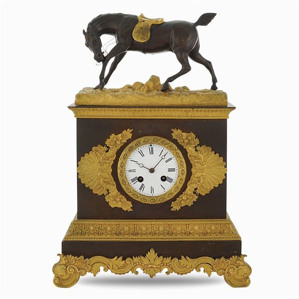 Gilt and burnished bronze table clock