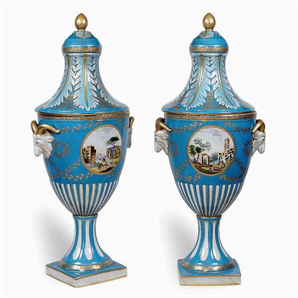 Carlo Preda - Pair of polychrome porcelain vases